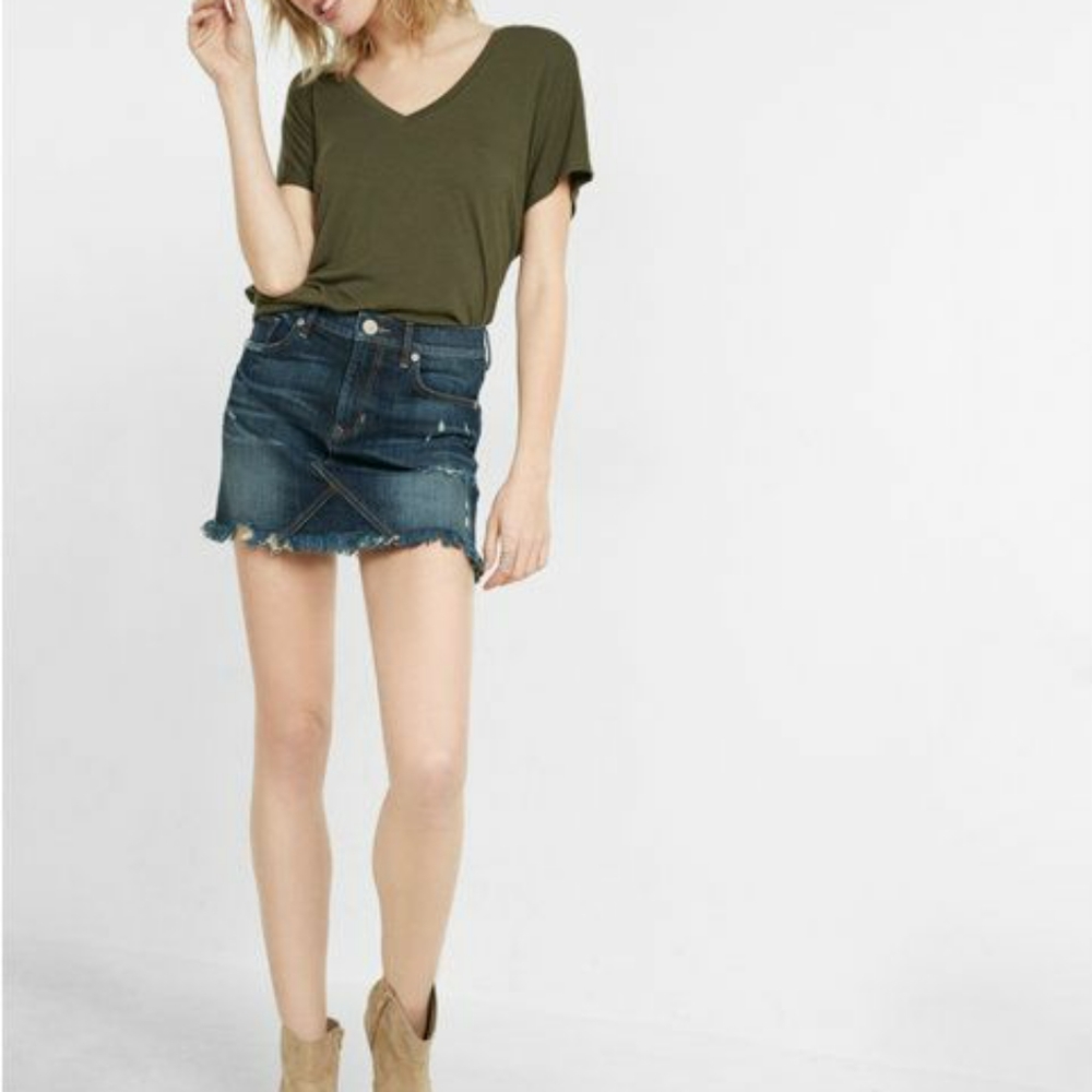 Express Mid Rise Distressed Denim Mini Skirt